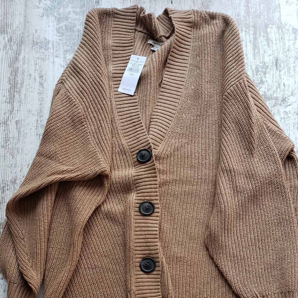 American eagle sweater